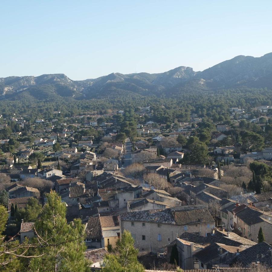 Mas Grimaud - Gite- Studio Et Chambres D'Hotes Familiales Eygalieres  Exterior photo